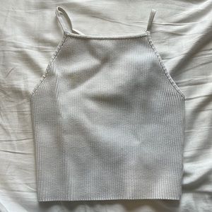 A baton sculpt knit tank top